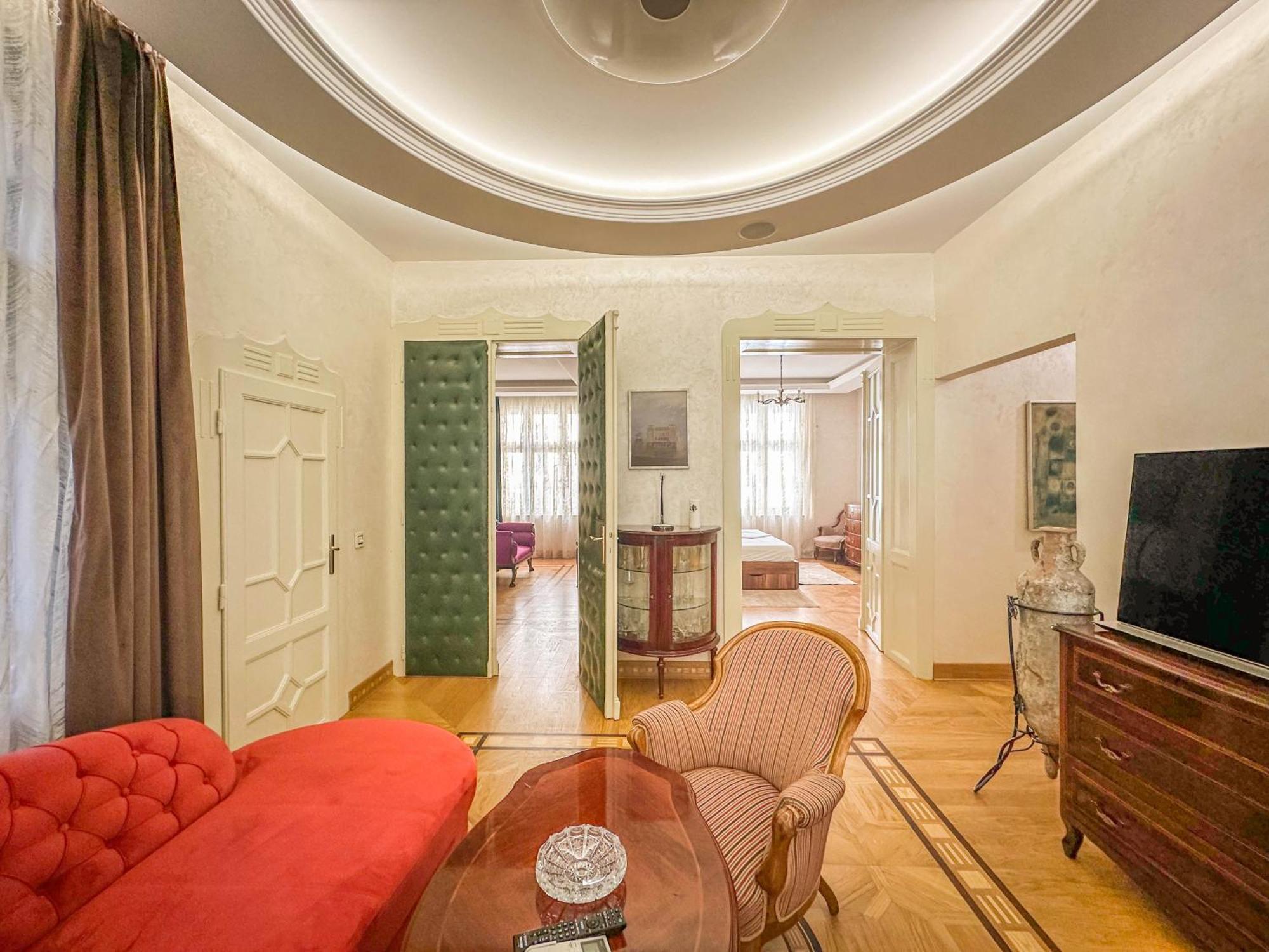 Djuras Residence In The Center Of Belgrado Buitenkant foto