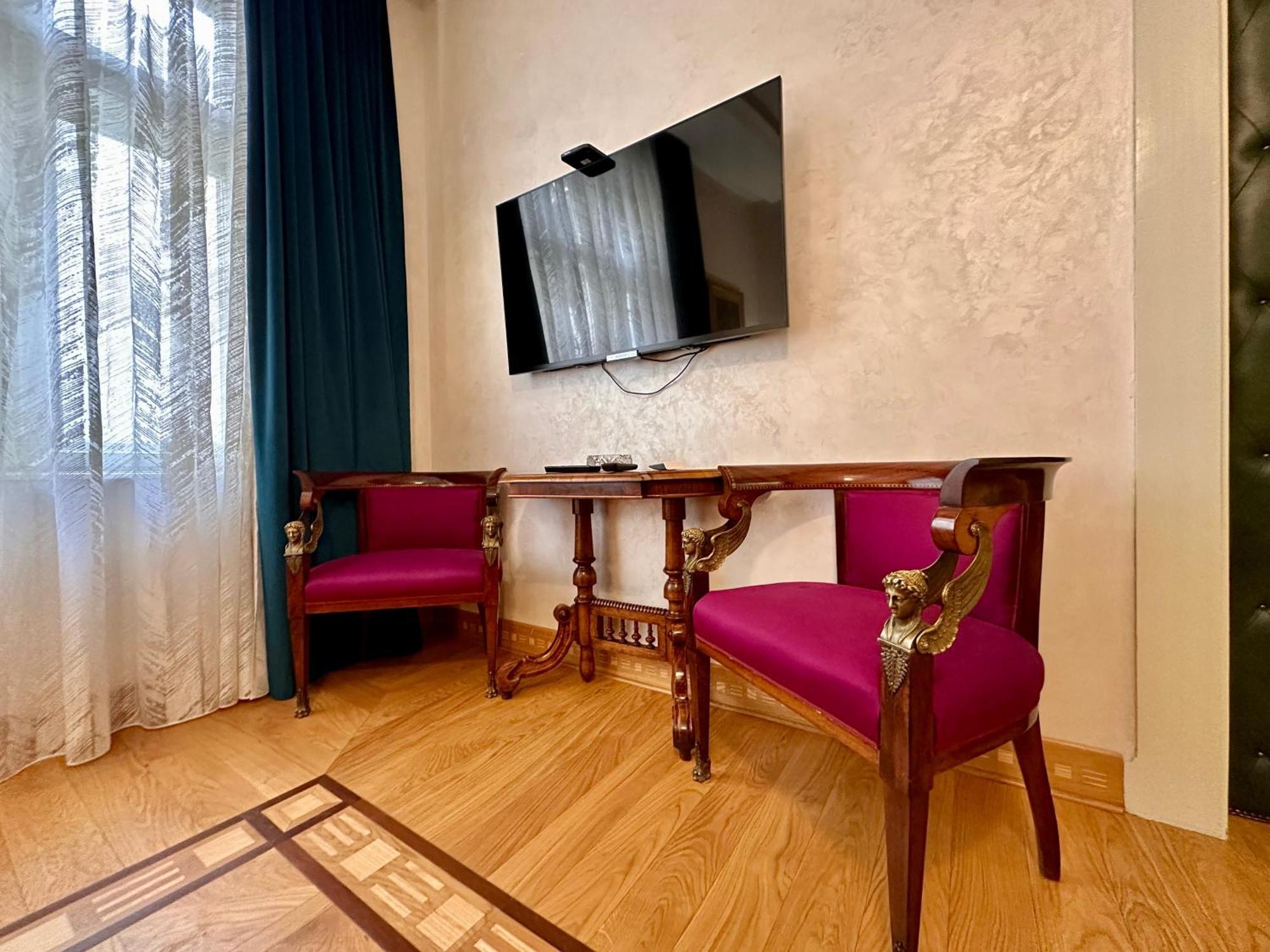 Djuras Residence In The Center Of Belgrado Buitenkant foto